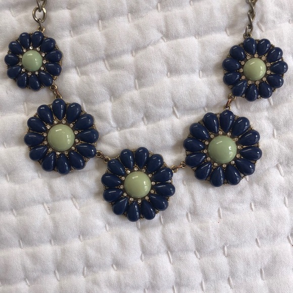 Cookie Lee Jewelry - Flower Statement Necklace